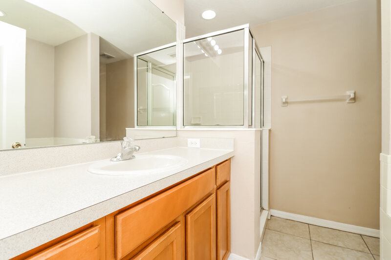 3,200/Mo, 8507 Deer Chase Dr Riverview, FL 33578 Main Bathroom View