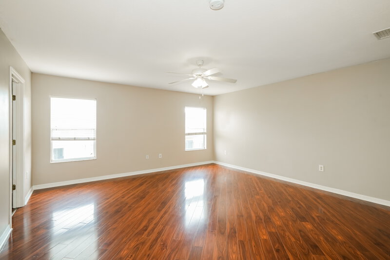 2,195/Mo, 12116 Tree Haven Ave Gibsonton, FL 33534 Main Bedroom View