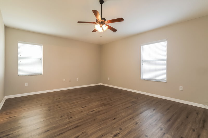 2,305/Mo, 219 Lookout Dr Apollo Beach, FL 33572 Main Bedroom View