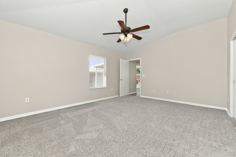 2,260/Mo, 219 Lookout Dr Apollo Beach, FL 33572 Primary Bedroom View 2