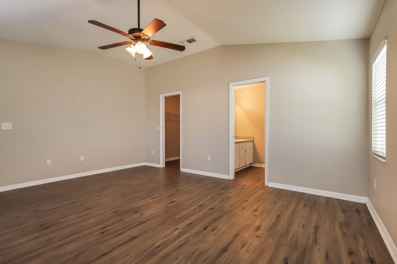 2,305/Mo, 219 Lookout Dr Apollo Beach, FL 33572 Main Bedroom View 2