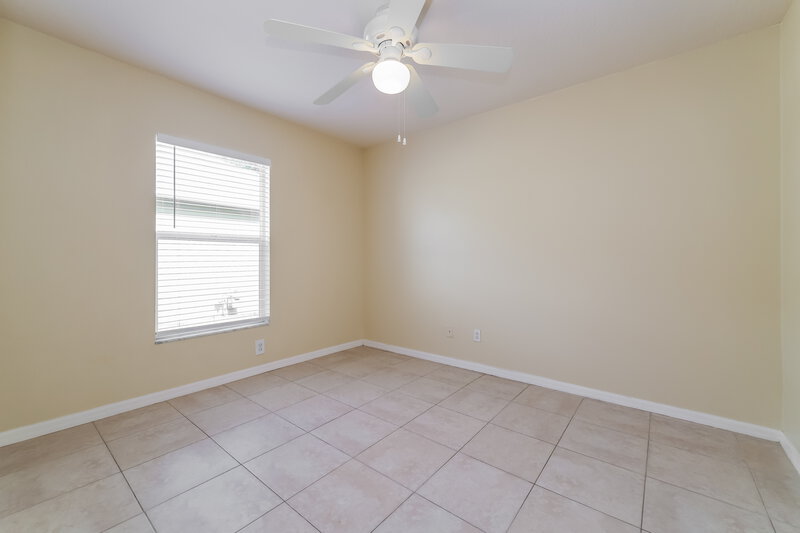 1,835/Mo, 7426 Oxford Garden Cir Apollo Beach, FL 33572 Bedroom View