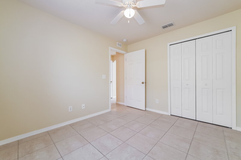 1,835/Mo, 7426 Oxford Garden Cir Apollo Beach, FL 33572 Bedroom View 3