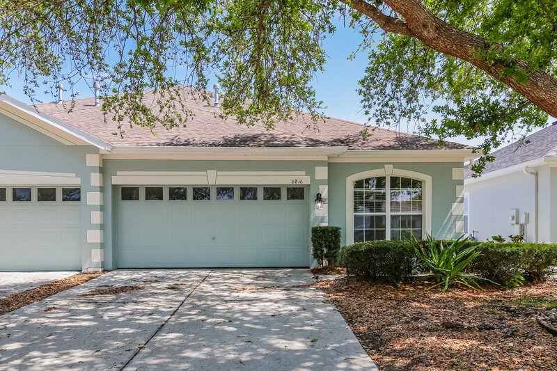 2,060/Mo, 6816 Surrey Oak Dr Apollo Beach, FL 33572 External View