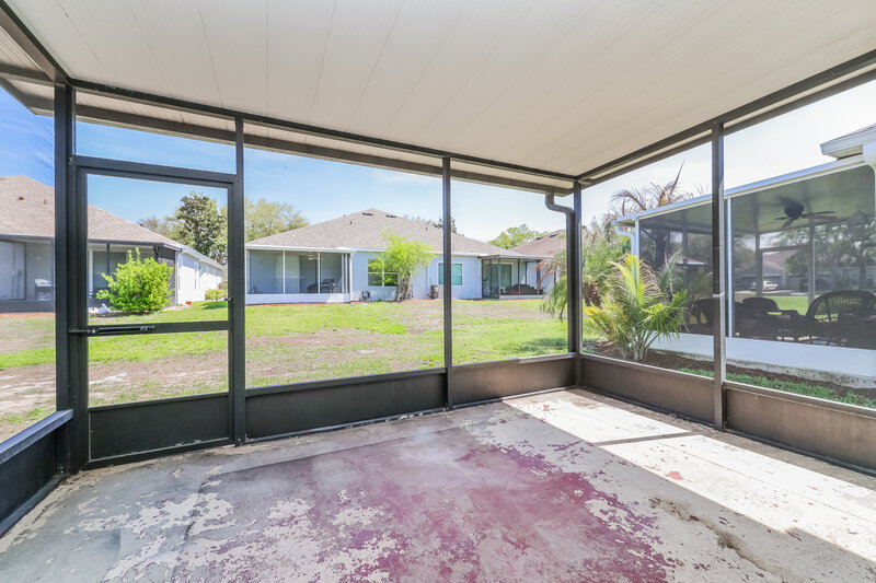 2,060/Mo, 6816 Surrey Oak Dr Apollo Beach, FL 33572 Sun Room View