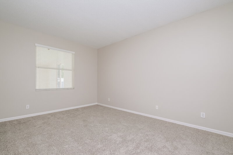 2,580/Mo, 18003 Misty Blue Ln Tampa, FL 33647 Main Bedroom View 2