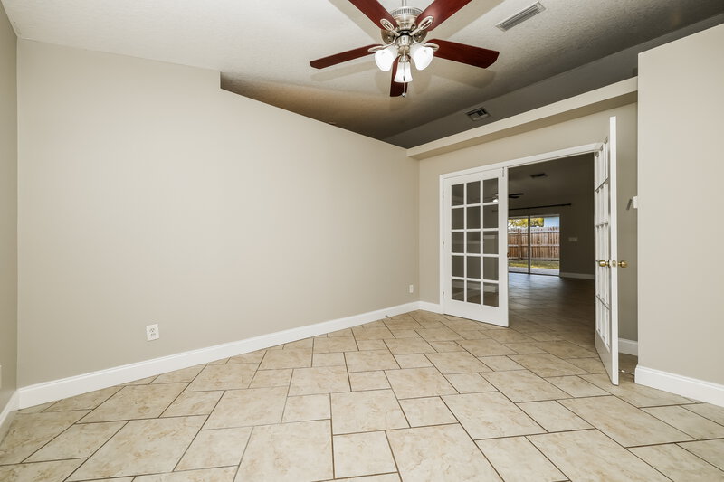 2,350/Mo, 23214 Sierra Rd Land O' Lakes, FL 34639 Office View