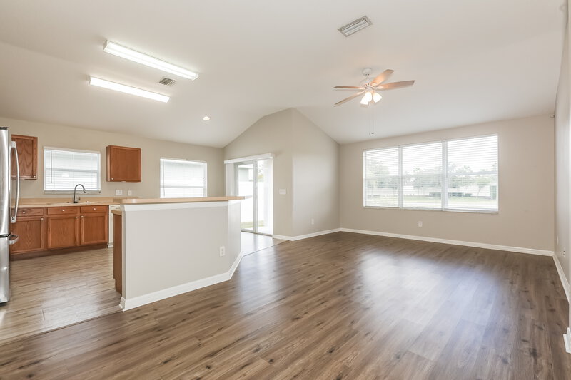 1,940/Mo, 11136 Rodeo Ln Riverview, FL 33579 Living Room View