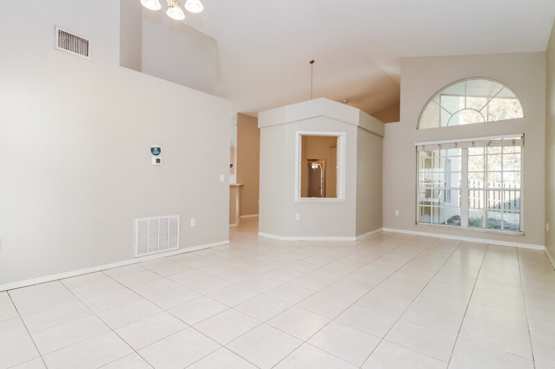 3,630/Mo, 7249 Captiva Cir New Port Richey, FL 34655 Living Room View 2