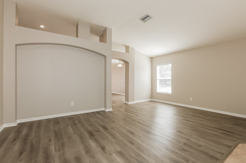 1,955/Mo, 1217 Barclay Wood Dr Ruskin, FL 33570 Living Room View