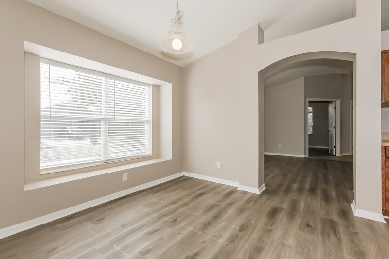 1,955/Mo, 1217 Barclay Wood Dr Ruskin, FL 33570 Dining Room View