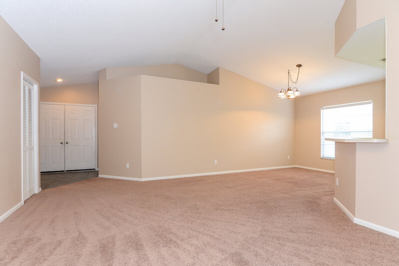 3,440/Mo, 1600 Coppersmith Ct Lutz, FL 33559 Living Room View 2