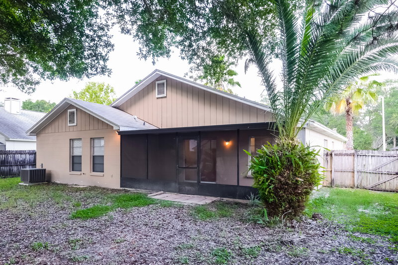 3,440/Mo, 1600 Coppersmith Ct Lutz, FL 33559 Rear View