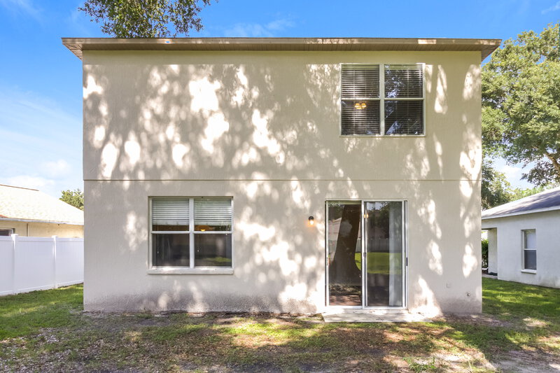 2,215/Mo, 9826 Morris Glen Way Temple Terrace, FL 33637 Rear View