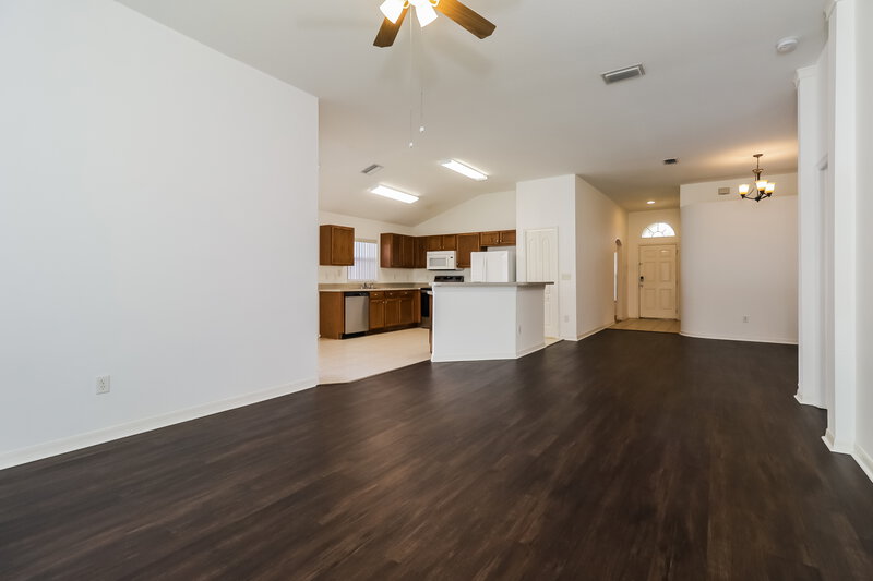 2,270/Mo, 1224 Rolling Stone Run Odessa, FL 33556 Living Room View 2