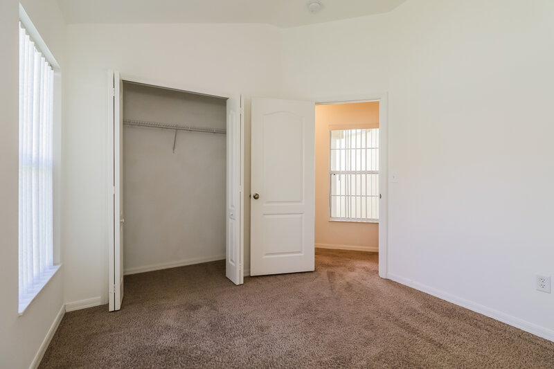 2,270/Mo, 1224 Rolling Stone Run Odessa, FL 33556 Bedroom View 2