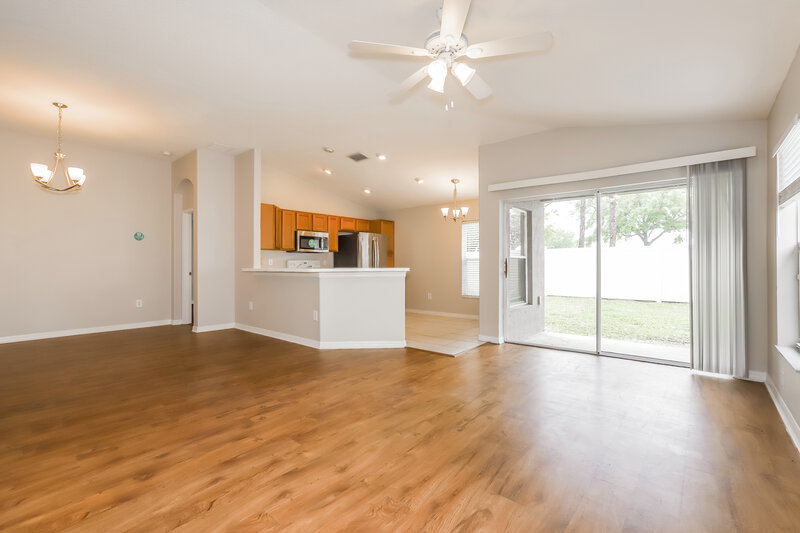 2,065/Mo, 2257 Colville Chase Dr Ruskin, FL 33570 Living Room View