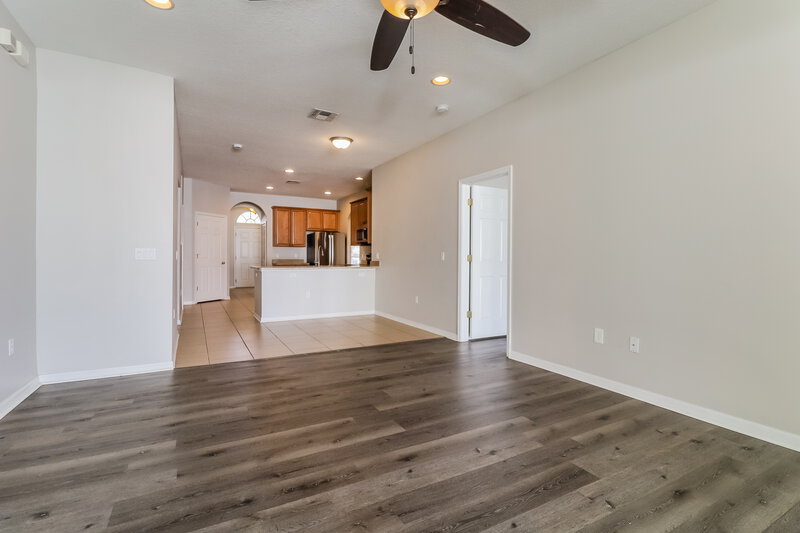 2,495/Mo, 8101 Pea Tree Ct Trinity, FL 34655 Living Room View 2