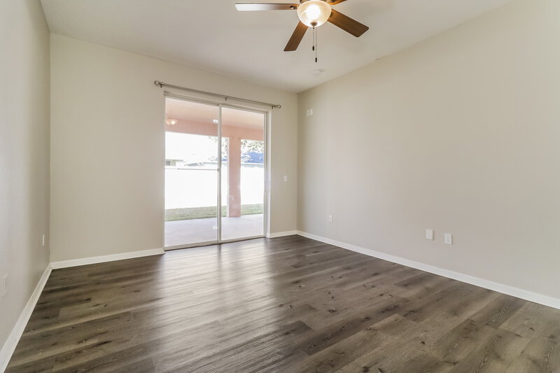 2,495/Mo, 8101 Pea Tree Ct Trinity, FL 34655 Main Bedroom View 2