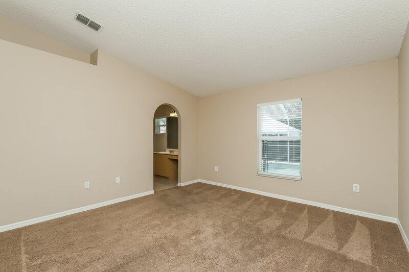 2,435/Mo, 6205 Venezia Pl Riverview, FL 33578 Main Bedroom View 2