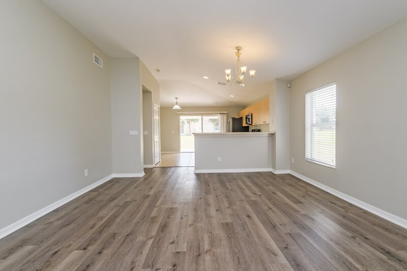 2,075/Mo, 11204 Cocoa Beach Dr Riverview, FL 33569 Living Room View 2