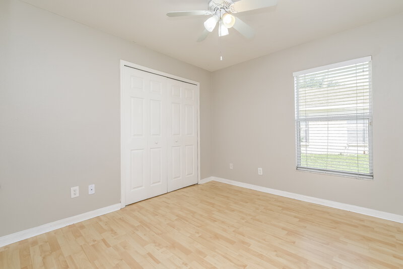 2,075/Mo, 11204 Cocoa Beach Dr Riverview, FL 33569 Bedroom View