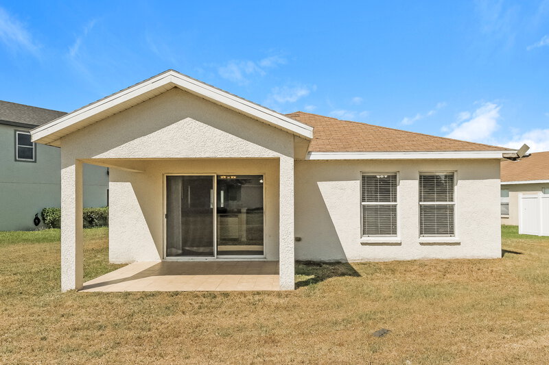 2,075/Mo, 11204 Cocoa Beach Dr Riverview, FL 33569 Rear View