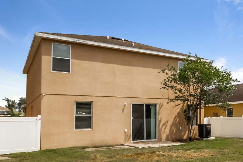4,160/Mo, 505 Corbett Bluff Dr Ruskin, FL 33570 Rear View