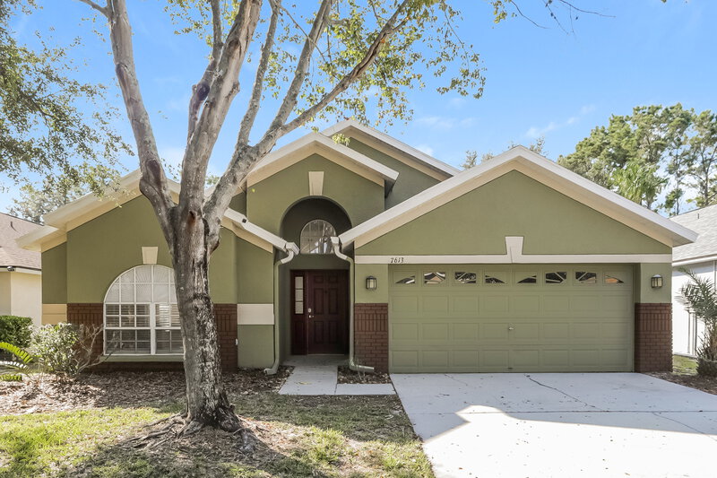 1,890/Mo, 7613 Wiltshire Park Pl Apollo Beach, FL 33572 External View