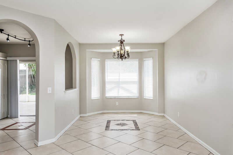 2,100/Mo, 12723 Adventure Dr Riverview, FL 33579 Living Room View 2