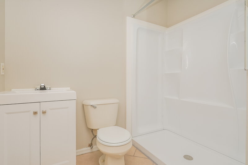 2,610/Mo, 12723 Adventure Dr Riverview, FL 33579 Main Bathroom View