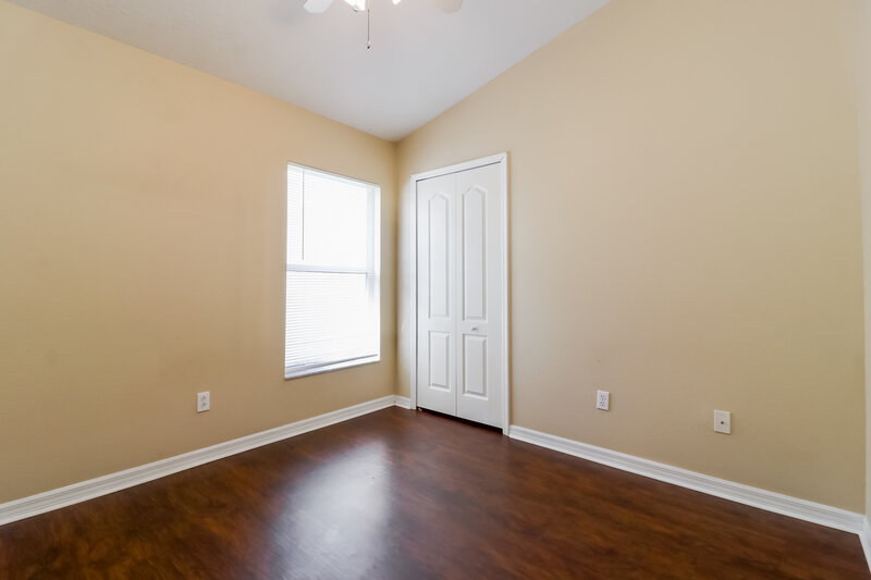 2,565/Mo, 5612 Terrain de Golf Dr Lutz, FL 33558 Bedroom View