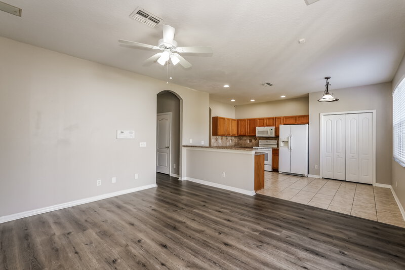 2,155/Mo, 7926 Endless Summer Ct Land O' Lakes, FL 34637 Living Room View 3