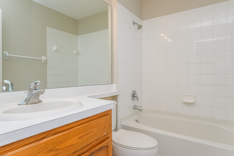 2,115/Mo, 3824 Briley Loop Land O' Lakes, FL 34638 Bathroom View