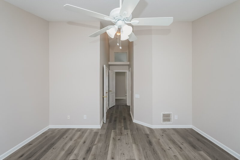 2,605/Mo, 19317 Otters Wick Way Land O' Lakes, FL 34638 Main Bedroom View 2