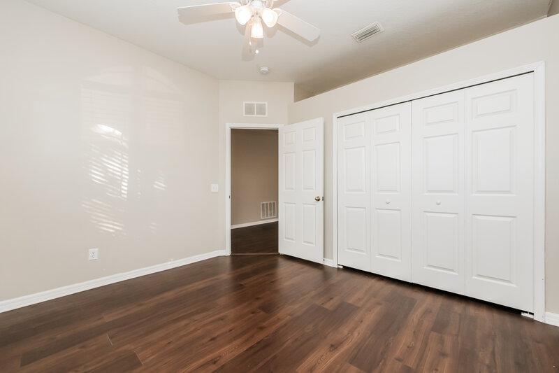 2,380/Mo, 9707 Patrician Dr New Port Richey, FL 34655 Bedroom View 2