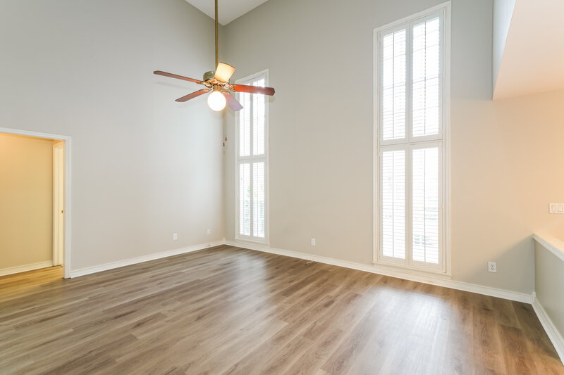 2,310/Mo, 17703 Parkway Green Ln Tampa, FL 33647 Living Room View