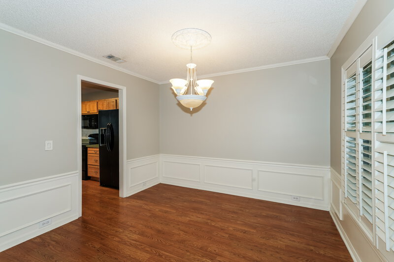 2,310/Mo, 17703 Parkway Green Ln Tampa, FL 33647 Dining Room View