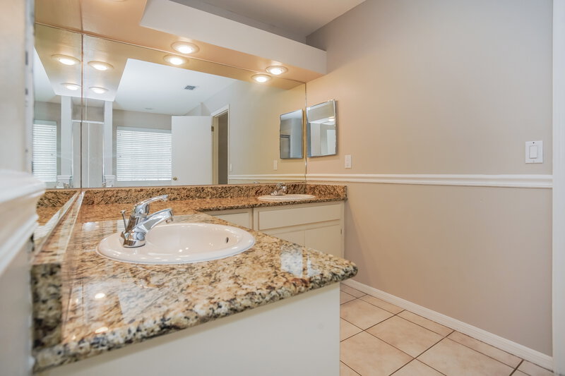 2,455/Mo, 17703 Parkway Green Ln Tampa, FL 33647 Misc View 8
