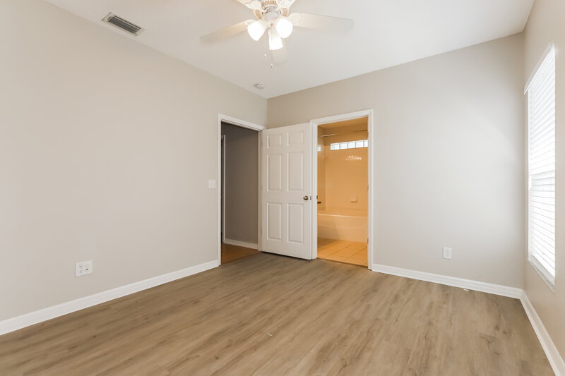 3,350/Mo, 10808 Shasta Ct Riverview, FL 33569 Main Bedroom View