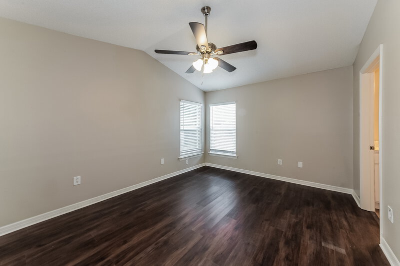 2,200/Mo, 11942 Lark Song Loop Riverview, FL 33579 Main Bedroom View