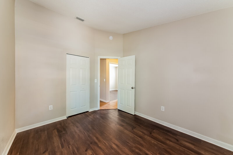 2,200/Mo, 11942 Lark Song Loop Riverview, FL 33579 Bedroom View 2
