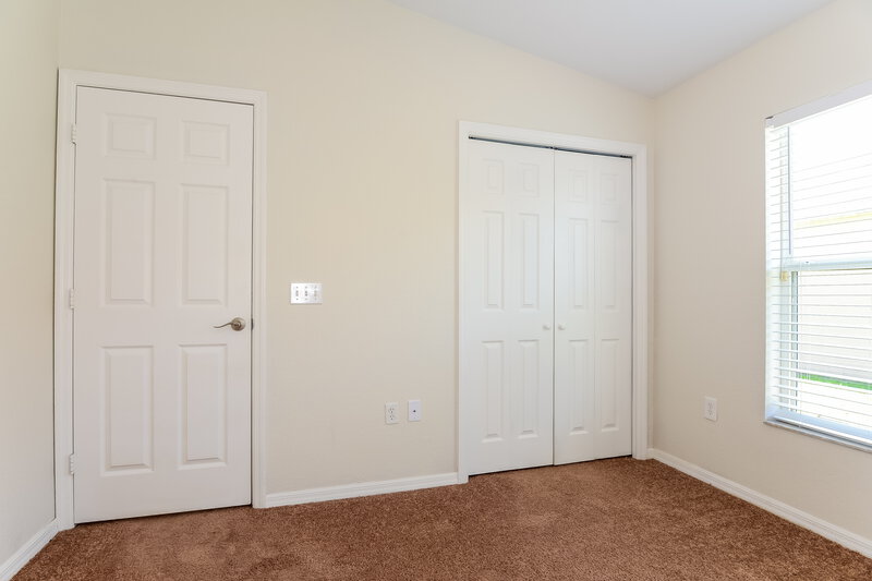 2,005/Mo, 14608 Rannoch Moor Pl Wimauma, FL 33598 Master Bedroom View 2