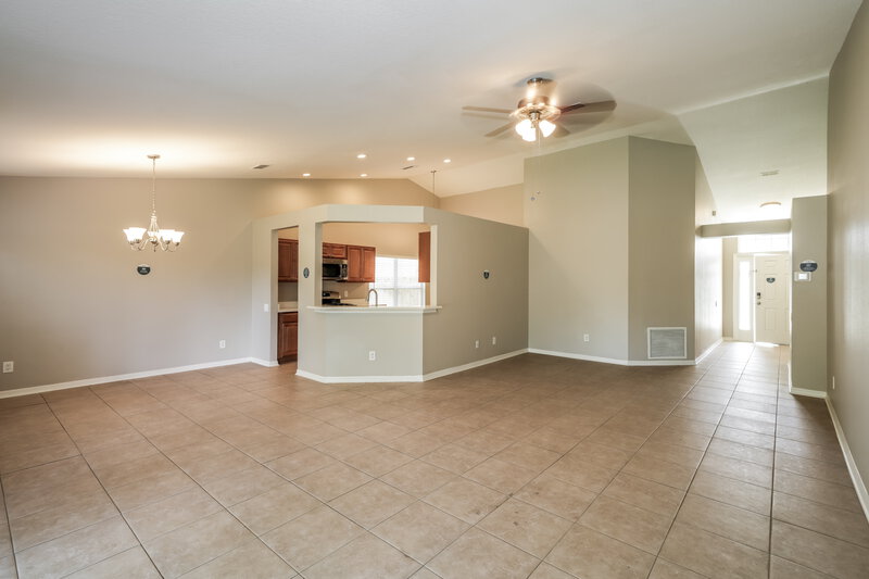 2,300/Mo, 29805 Morningmist Dr Wesley Chapel, FL 33543 Living Room View