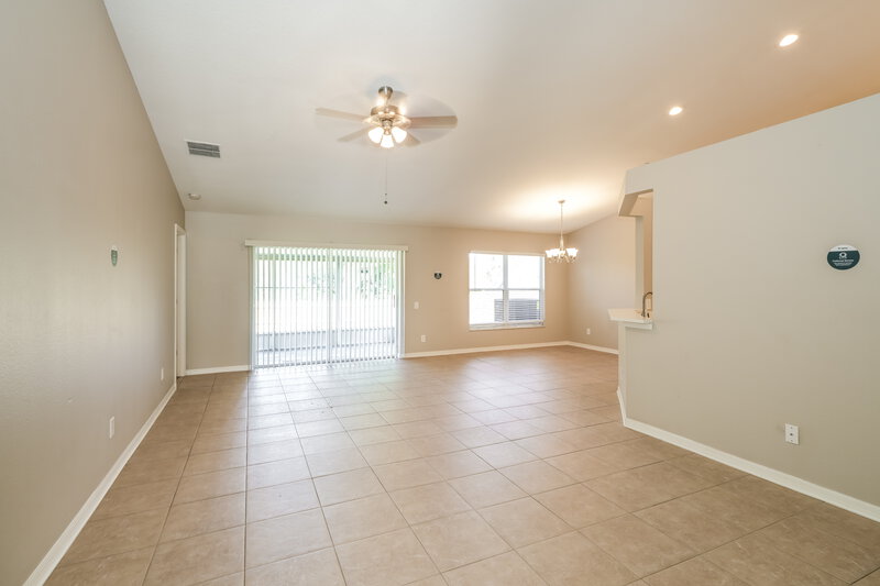 2,300/Mo, 29805 Morningmist Dr Wesley Chapel, FL 33543 Living Room View 2