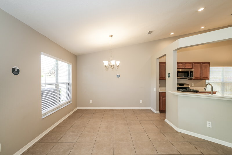 2,300/Mo, 29805 Morningmist Dr Wesley Chapel, FL 33543 Living Room View 3