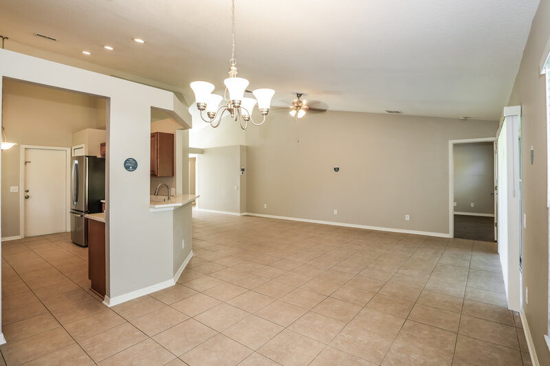2,300/Mo, 29805 Morningmist Dr Wesley Chapel, FL 33543 Dining Room View