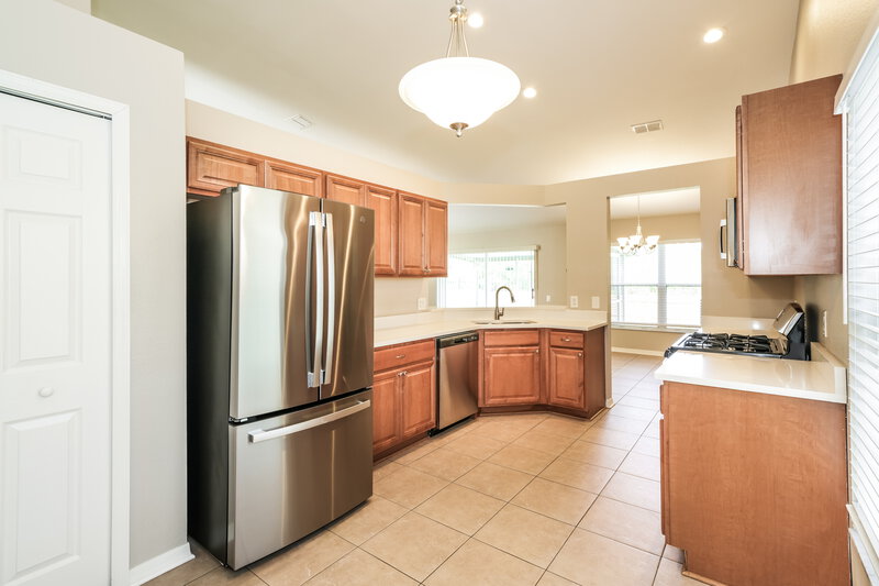 2,300/Mo, 29805 Morningmist Dr Wesley Chapel, FL 33543 Breakfast Nook View