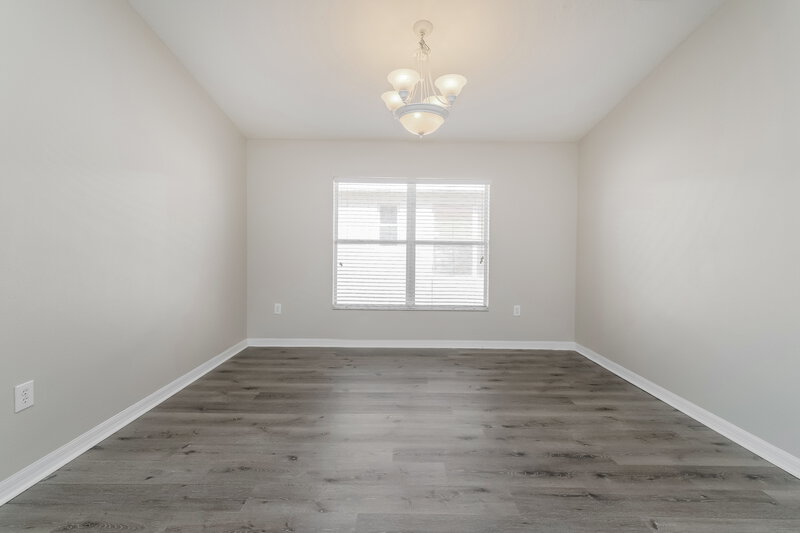 2,215/Mo, 6613 Cambridge Park Dr Apollo Beach, FL 33572 Dining Room View