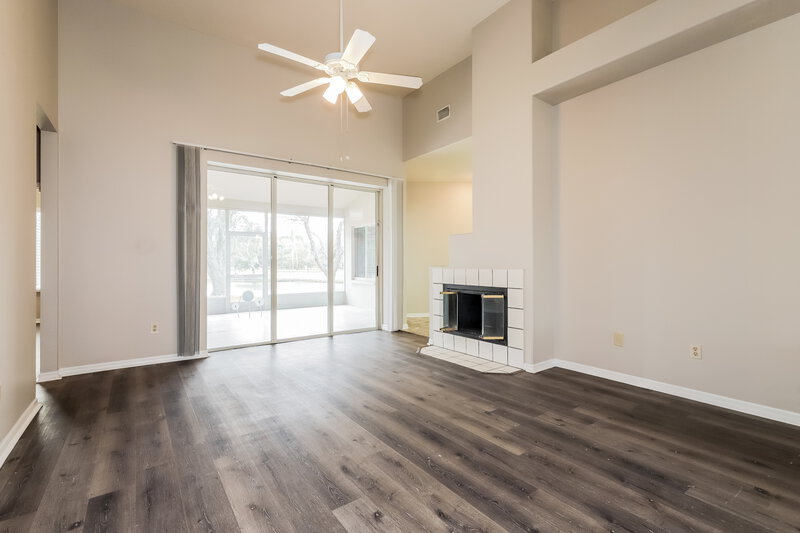 2,590/Mo, 9203 Rockrose Dr Tampa, FL 33647 Living Room View